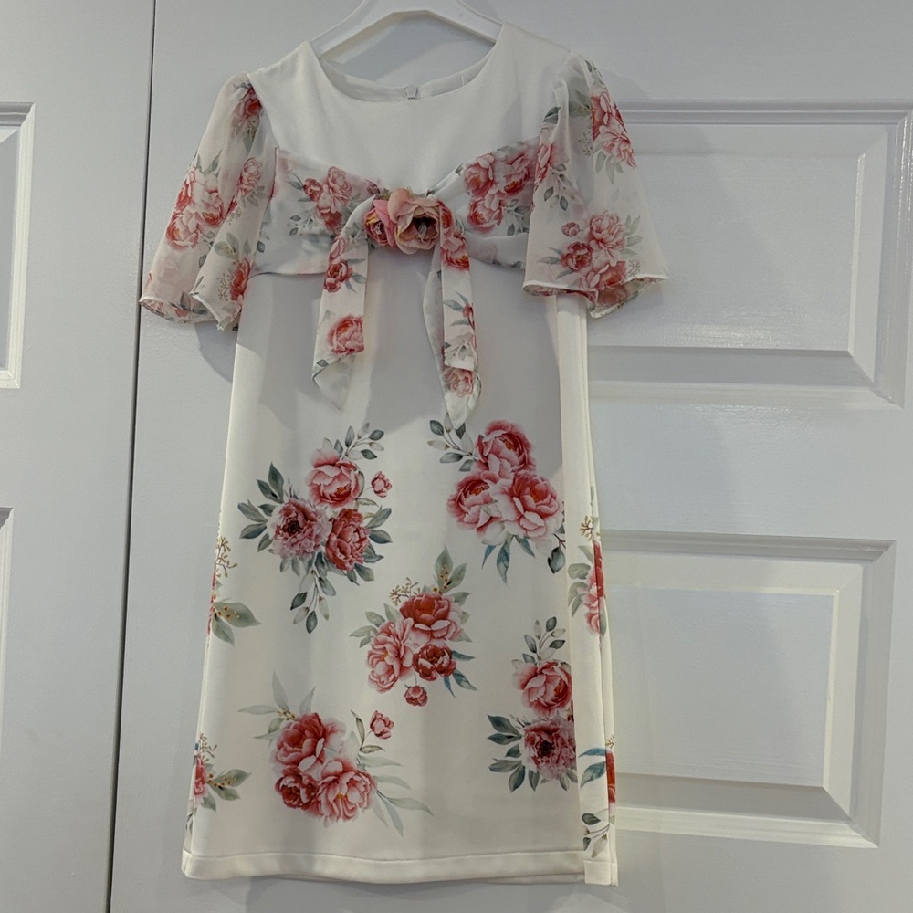 Elegant Floral Kids Dress in White and Pink